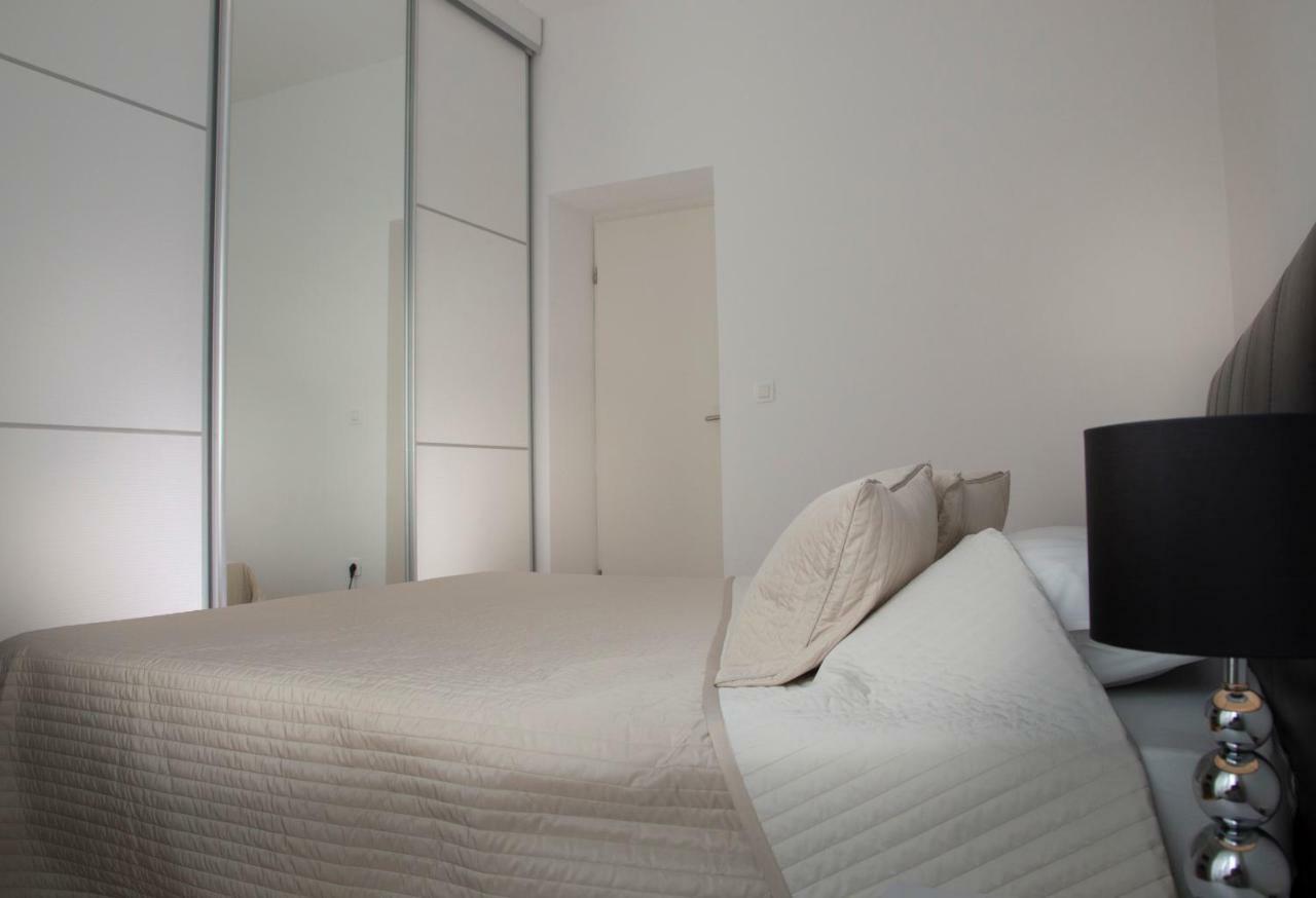 Apartments Victoria ドゥブロブニク エクステリア 写真